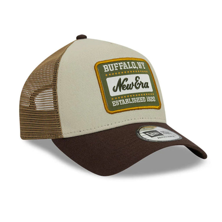 Gorra New Era Patch Beige Trucker Ajustable
