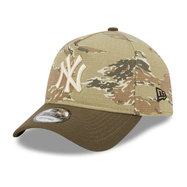 Gorra New Era Yankees Tiger Camo 9FORTY A-Frame