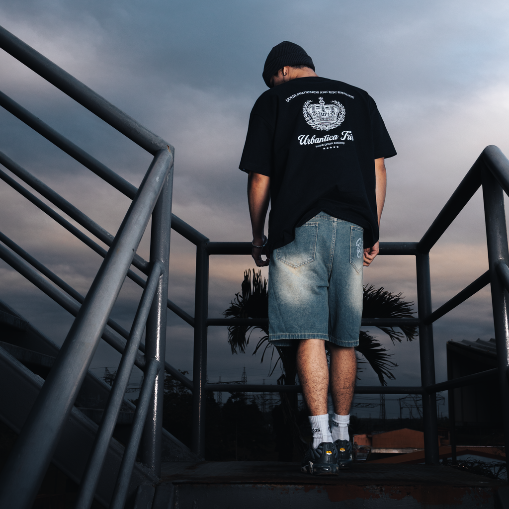 Heavyweight Tee | The Throne